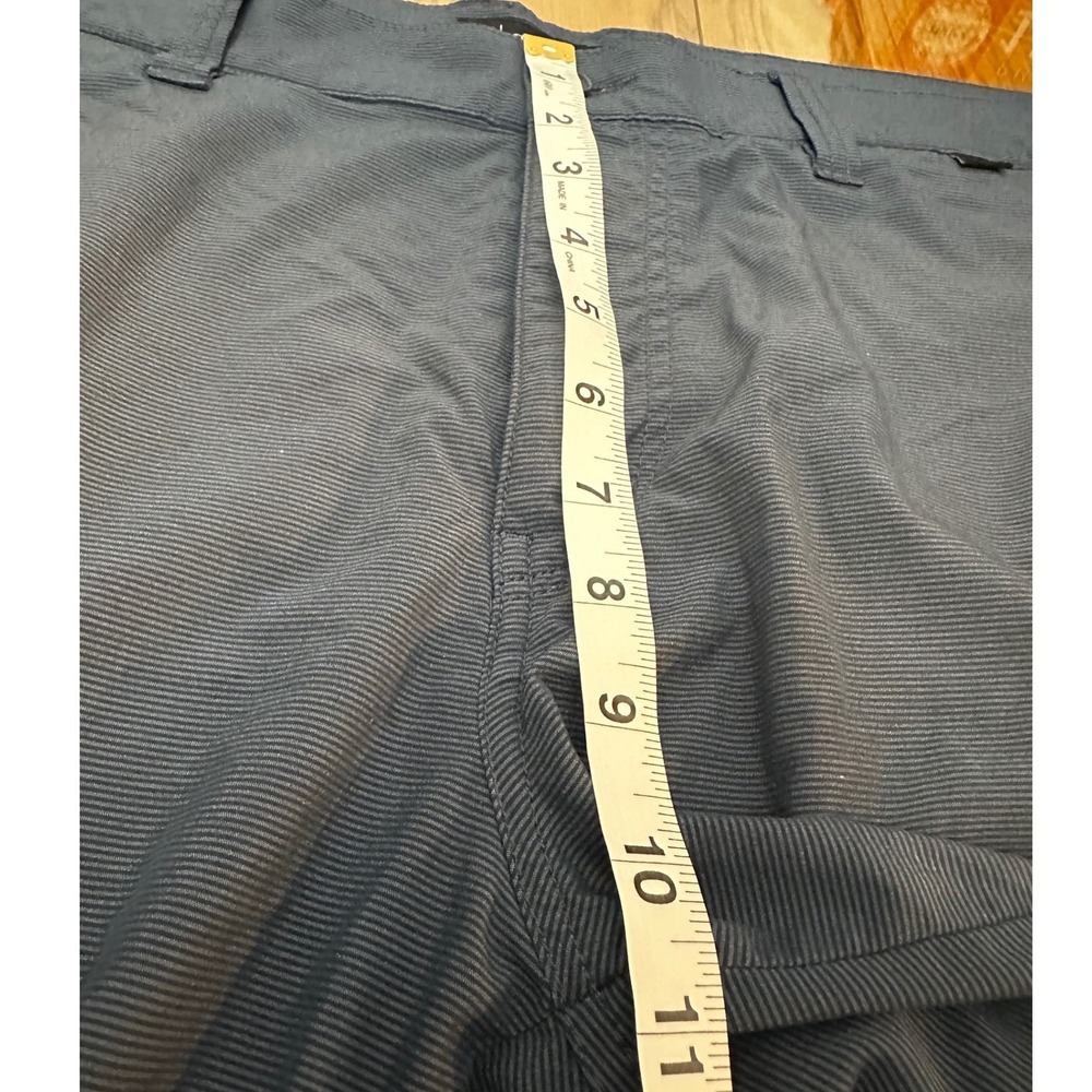 TravisMathew Mens Golf Shorts Navy Blue Striped Stretch Size 36 Performance - Picture 5 of 9